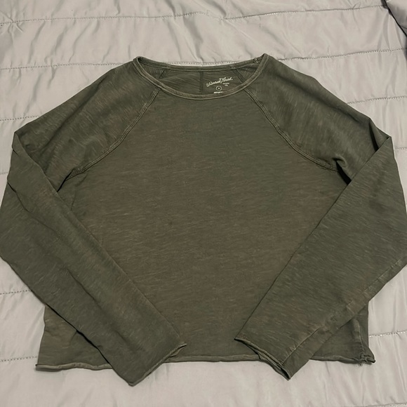 Universal Thread Tops - Green Universal Threads SZ MEDIUM Shirt